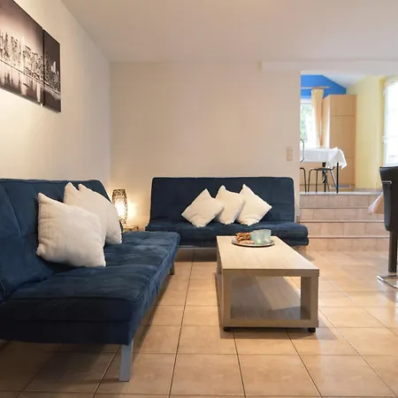 בית נופש Luxury With Sauna In Baugnez Malmedy